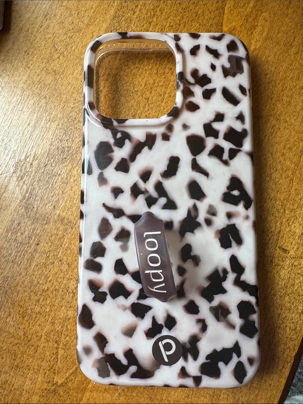 Loopy Case White and Brown Leopard Print Phone Case with Loop Grip